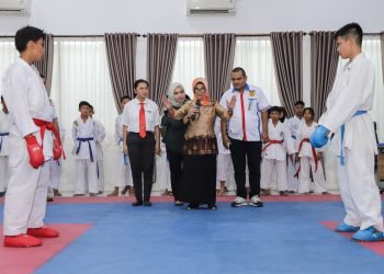 Perebutkan Piala Wali Kota Pematangsiantar, Kejuaraan Karate Pelajar Resmi Dimulai