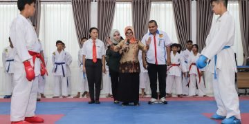 Perebutkan Piala Wali Kota Pematangsiantar, Kejuaraan Karate Pelajar Resmi Dimulai