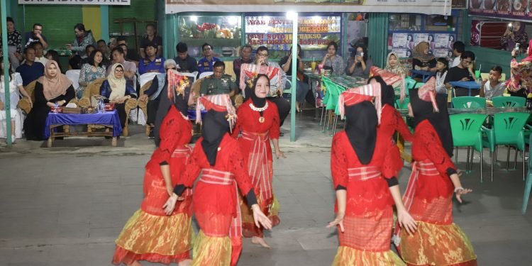 Susanti Resmi Buka Soft Opening Festival Seni Budaya Temu Tengah Kota Pematangsiantar