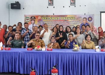 Wali Kota Pematangsiantar dr Susanti Dewayani SpA meminta agar masyarakat tidak panik saat menghadapi bencana kebakaran
