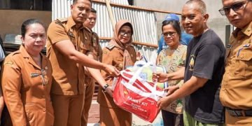 Wali Kota bergerak cepat mengunjungi rumah warga yang terdampak angin kencang di sejumlah lokasi di Kecamatan Siantar Martoba