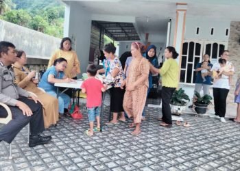 Posyandu Balita Di Kelurahannya Tetap Dipantau Bhabinkamtibmas Polres Sibolga