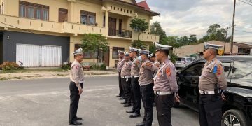 Sat Lantas Polres Pakpak Bharat Laksanakan Strong Point Pagi Ciptakan Kamseltibcar Lantas