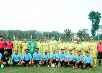 Semarakkan HUT Ke – 16 Labura, Pj. Heri Ikut Serta Dalam Pertandingan Persahabatan