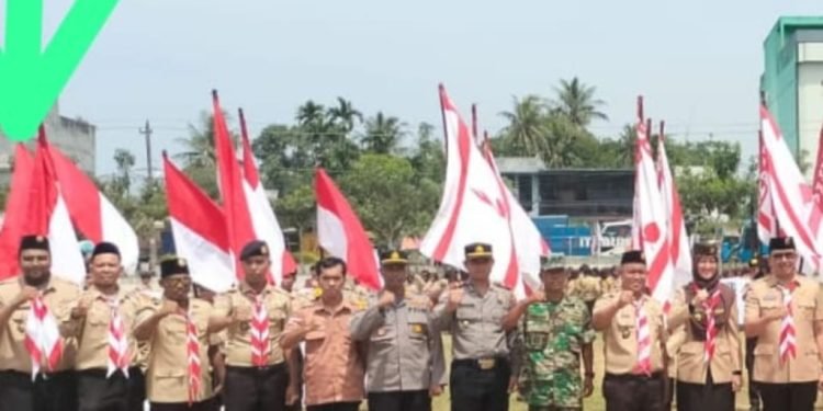 Polmas Desa Bogak Hadiri Penyerahan Bendera Kirab Tangkal Napza Pramuka