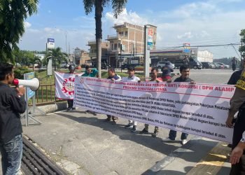 DPW ALAMP AKSI Gelar Aksi Unjuk Rasa ,Usut Tuntas  Dugaan Korupsi di Kota Medan