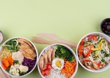 Usia 50-an Merapat, Ini 7 Kebiasaan Makan yang Sehat Agar Panjang Umur