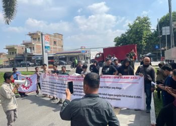 Dewan Pengurus Wilayah Aliansi Mahasiswa dan Pemuda Anti Korupsi (DPW ALAMP AKSI) Sumatera Utara Gelar Aksi Unjuk Rasa Lanjutan Ke-II