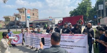 Dewan Pengurus Wilayah Aliansi Mahasiswa dan Pemuda Anti Korupsi (DPW ALAMP AKSI) Sumatera Utara Gelar Aksi Unjuk Rasa Lanjutan Ke-II