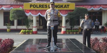 Pimpin Apel Pagi, Kapolres langkat Tekankan Wujud Syukur Anggota Polri