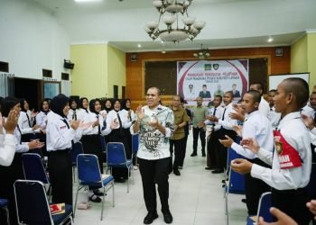 Pj. Bupati Langkat Faisal Hasrimy Beri Pembekalan kepada Calon Paskibra: “Totalitas dalam Setiap Tugas adalah Kunci Kesuksesan”