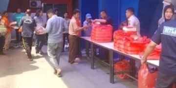 Jumat Berkah, Ditlantas Poldasu Berbagi Sedekah