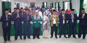 Wali Kota dr. Susanti Dewayani SpA meresmikan plang Lembaga Advokasi Umat Islam (LADUI) Majelis Ulama Indonesia (MUI)