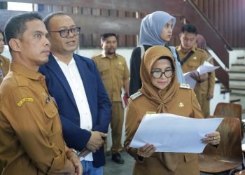 Wali Kota bersama Sekda Junaedi Antonius Sitanggang  meninjau langsung Aula Univ. HKBP Nomensen sebagai Venue Pertandingan Tinju PON XXI Aceh-Sumut 