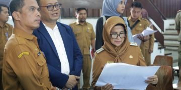 Wali Kota bersama Sekda Junaedi Antonius Sitanggang  meninjau langsung Aula Univ. HKBP Nomensen sebagai Venue Pertandingan Tinju PON XXI Aceh-Sumut 