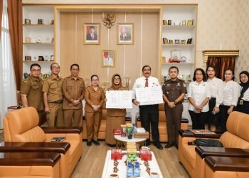 dr Susanti Dewayani SpA dan Kajari Pematangsiantar Menandatangani Nota Kesepakatan terkait DATUN