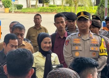 Kapolres Langkat Memimpin Langsung Pengamanan Aksi UNRAS Mahasiswa
