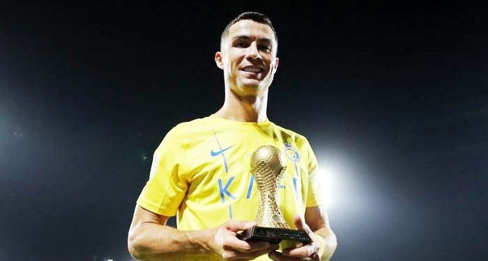 Cristiano Ronaldo OTW Raih 1 Penghargaan Langka, Lionel Messi Belum Pernah Mendapatkannya