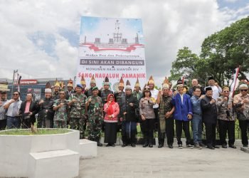 Wali Kota Pematangsiantar Menghadiri  Mamukkah Horja Pembangunan Monumen Raja Siantar XIV Sang Naualuh Damanik