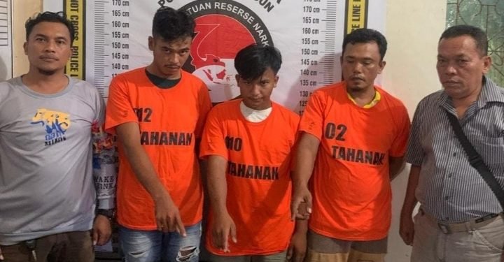Polsek Tanah Jawa Ringkus Tiga Tersangka Penyalahgunaan Narkoba di Afdeling IV Kebun Marihat