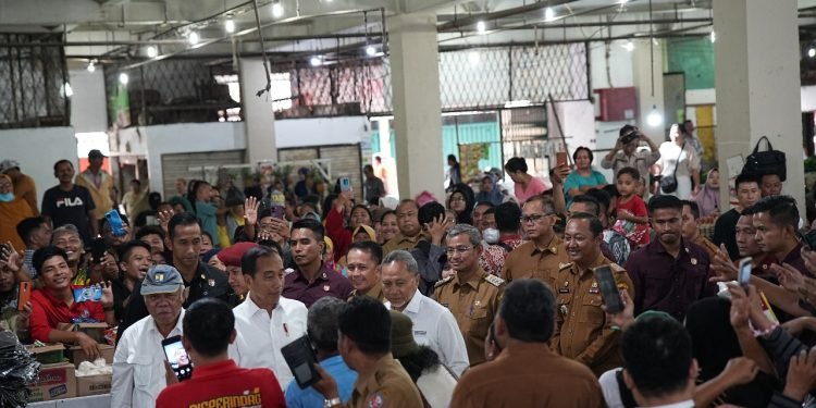 Pedagang Pasar Delimas Riuh Sambut Presiden Joko Widodo
