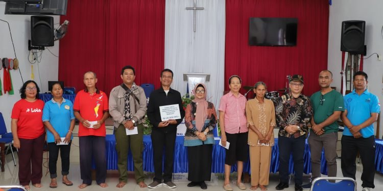 WaliKota dr Susanti Dewayani SpA mengunjungi sejumlah rumah ibadah di kota Pematangsiantar