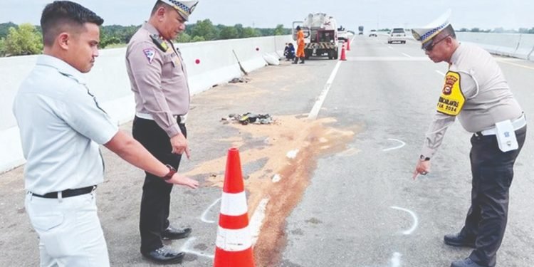 Pesta Sabu di Mobil 3 Pecandu Tewas Kecelakaan di Tol