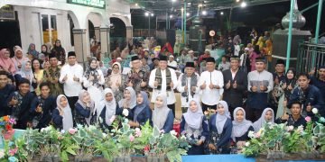 WaliKota dr Susanti Dewayani SpA menghadiri acara peringatan Maulid Nabi Muhammad SAW 1446 H, di Masjid Jamik