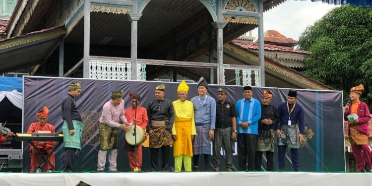 Gebyar Batu Bara Bertanjak Jilid V: Pj. Bupati Batu Bara Hadiri Pelestarian Budaya Melayu