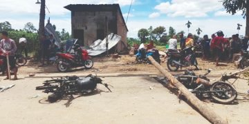 Mencekam! Geng Motor Bersenpi Serang Warga Selambo Percut Seituan
