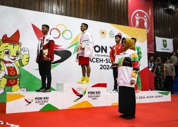 WaliKota dr Susanti Dewayani SpA menghadiri penutupan PON XXI Sumut-Aceh Cabang Tinju di Auditorium Universitas HKBP Nommensen Pematangsiantar