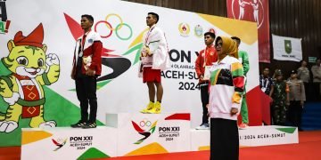 WaliKota dr Susanti Dewayani SpA menghadiri penutupan PON XXI Sumut-Aceh Cabang Tinju di Auditorium Universitas HKBP Nommensen Pematangsiantar