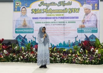 Wali Kota Pematangsiantar Bersama Dinas Pendidikan dan Guru-guru Menghadiri Peringatan Maulid Nabi Muhammad SAW 1446 H/2024 M  