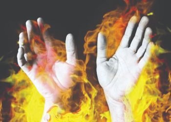 Gara-Gara Doyan Berutang Istri Tewas Dibakar Suami