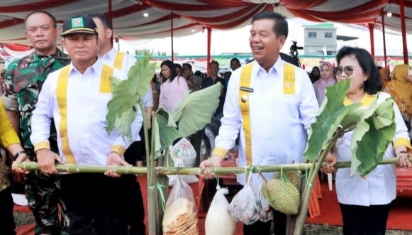 Bupati Simalungun Resmikan Pasar Tani dan Bazar Pangan Petani Tahun 2024