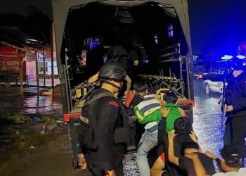 Sat Brimob  Poldasu  Tangkap   Geng Motor di Kota Medan.