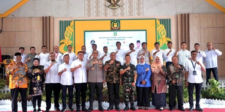 Pj. Bupati Langkat Lantik Forum TJSP Periode 2024-2025: Dorong Kolaborasi CSR untuk Pembangunan Daerah