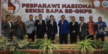 Pjs WaliKota Pematangsiantar  menghadiri Pesta Paduan Suara Gerejawi (Pesparawi) Seksi Bapa Sinode Gereja Kristen Protestan Simalungun (GKPS) 2024