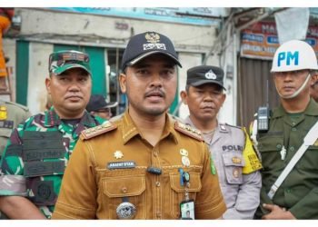 Menyalai Aturan, Sejumlah Ruko di Medan Petisah di Tertibkan