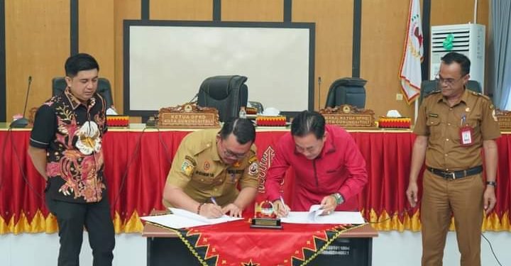 Berikut Jawaban Wali Kota Gunungsitoli Atas Ranperda Perubahan Ketiga