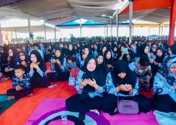 Peringati HUT PGRI, Pj. Bupati Heri Bersama Ribuan Guru Gelar Doa Bersama