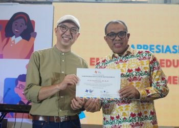 Pj Bupati Langkat Faisal Hasrimy Terima “Mohammad Syafei Awards”: Dorong Pembelajaran Berpihak pada Anak