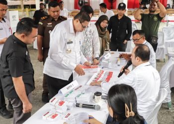 Pjs Wali Kota Pematangsiantar Menghadiri Simulasi Pemungutan Suara Pemilihan Gubernur dan Wakil Gubernur serta Wali Kota dan Wakil Wali Kota  Tahun 2024