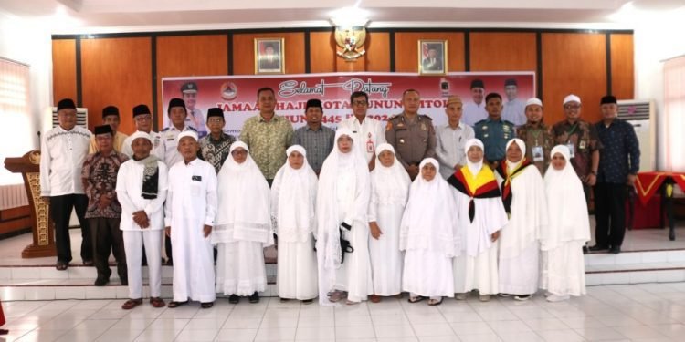 Pemerintah Kota Gunungsitoli Sambut Kedatangan Jama’ah Haji Kota Gunungsitoli tahun 1445 H/ 2024 M
