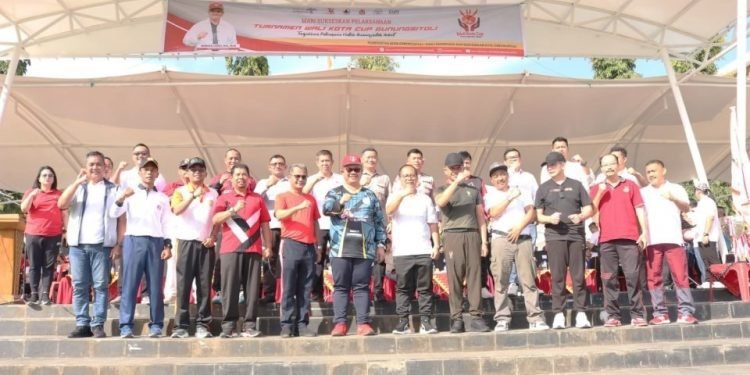 Turnamen Wali Kota CUP Gunungsitoli Tahun 2024 Resmi di Buka