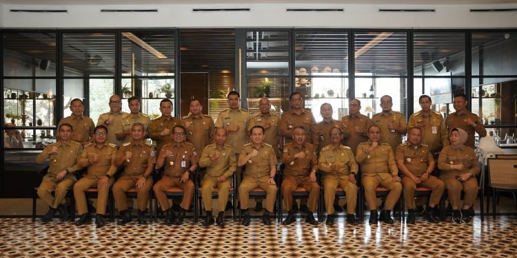 Pjs Wali Kota Pematangsiantar Menghadiri Raker dan Rapat Dengar Pendapat (RDP) bersama Kemendagri 