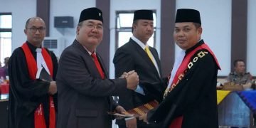 Sah! Eks Dosen UNIAS Jadi Ketua DPRD Gunungsitoli