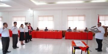 Wali Kota Gunungsitoli Lantik 1 Kepala Sekolah dan 3 Penata Perizinan