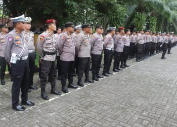 Polres Langkat Gelar PAM Tahapan Pleno Hitung Rekap Pilkada 2024 Hari ke 2 Tingkat KPUD Kabupaten Langkat
