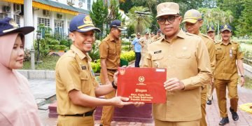 Pj Bupati Langkat Tegaskan Sinergi Program Nasional dalam Apel Gabungan ASN